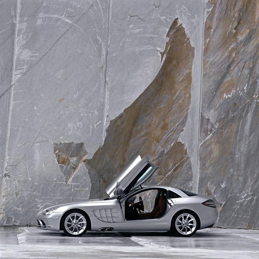 Mercedes-Benz SLR McLaren 2003 года  (фото 271 из 319)